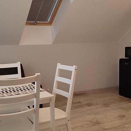 Apartamenty Wilga Spokojne Miejsce Z Calorocznym Jacuzzi I Letnim Basenem 维尔加 外观 照片