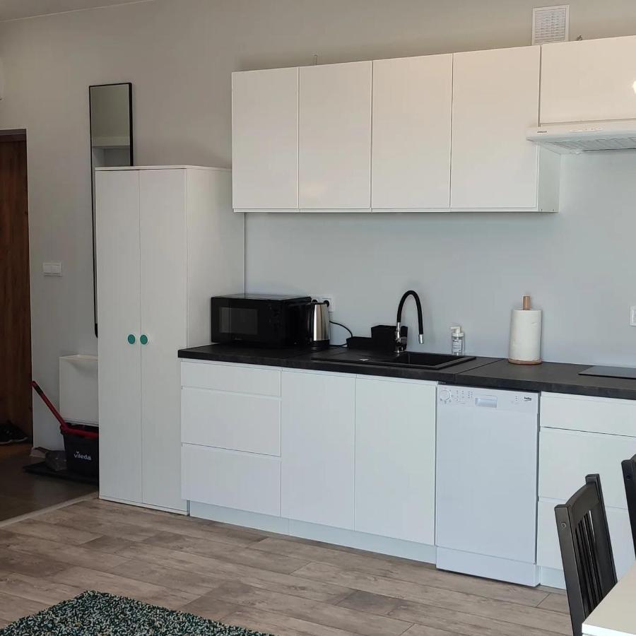 Apartamenty Wilga Spokojne Miejsce Z Calorocznym Jacuzzi I Letnim Basenem 维尔加 外观 照片