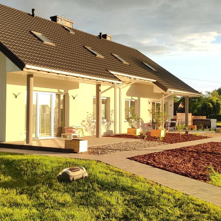 Apartamenty Wilga Spokojne Miejsce Z Calorocznym Jacuzzi I Letnim Basenem 维尔加 外观 照片