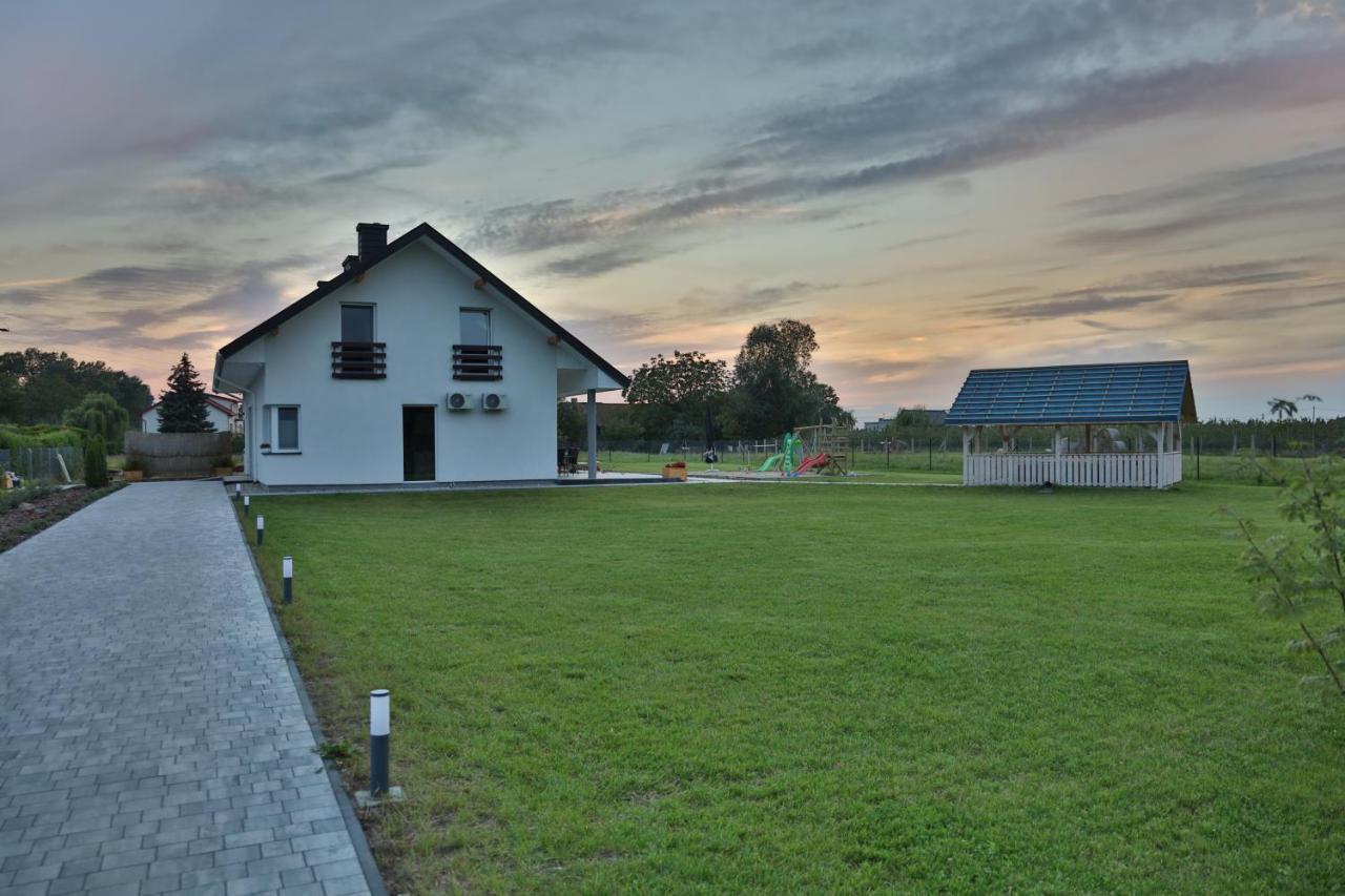 Apartamenty Wilga Spokojne Miejsce Z Calorocznym Jacuzzi I Letnim Basenem 维尔加 外观 照片