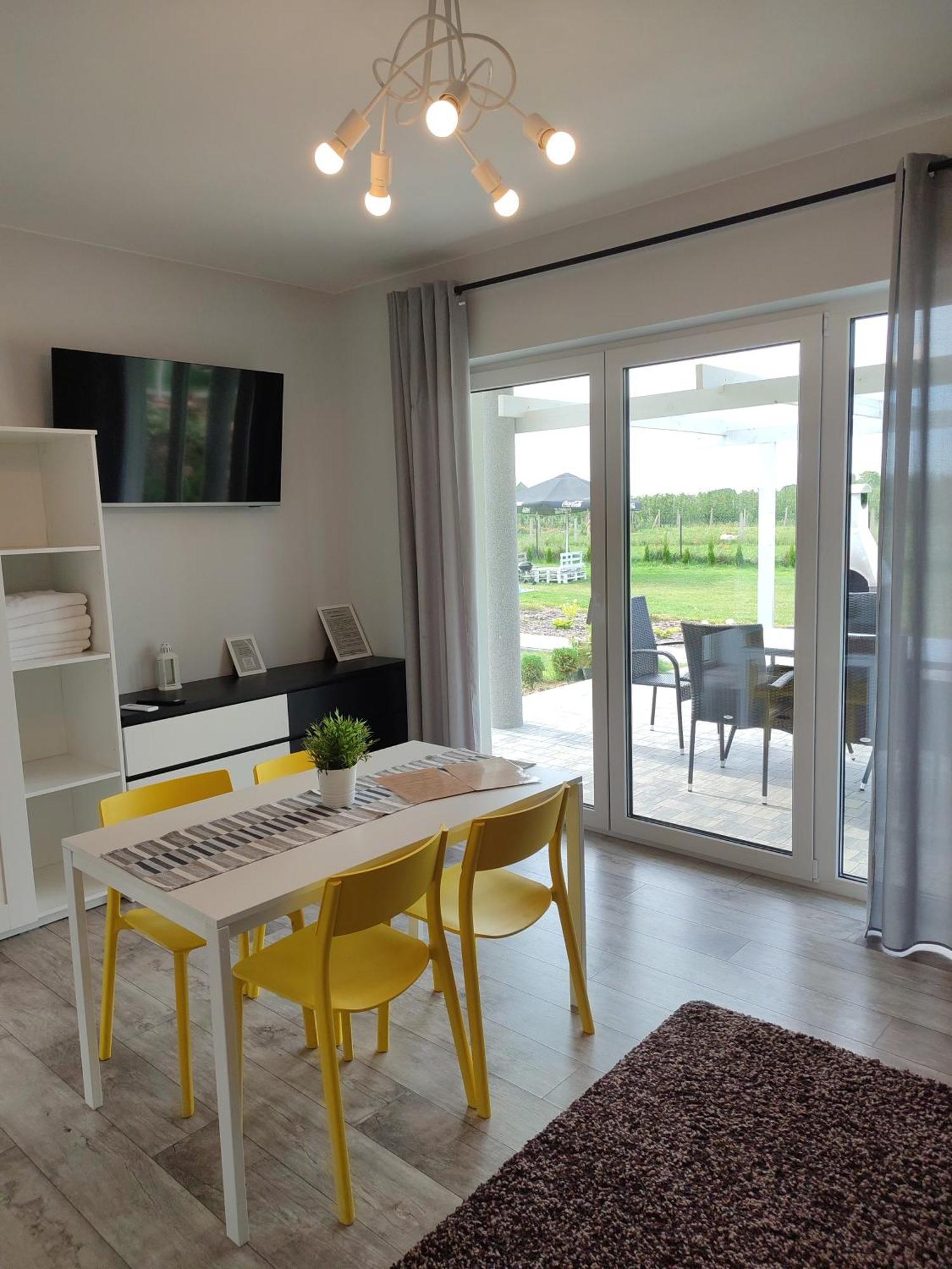 Apartamenty Wilga Spokojne Miejsce Z Calorocznym Jacuzzi I Letnim Basenem 维尔加 客房 照片